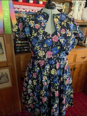 Handmade 1950's Dress & Bolero Navy Floral Cotton Linen Circle Skirt Sweetheart